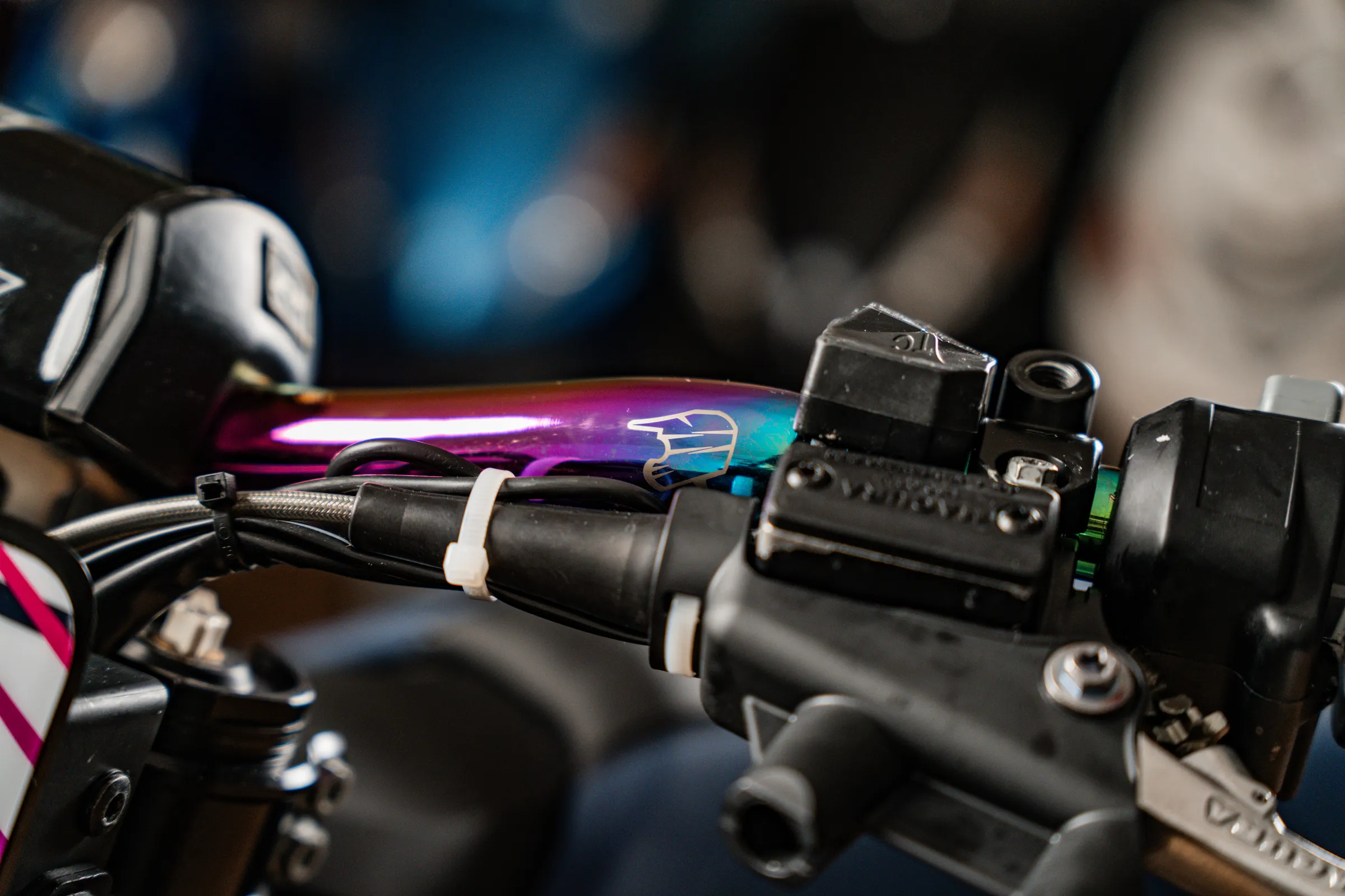 Motorbikes 9